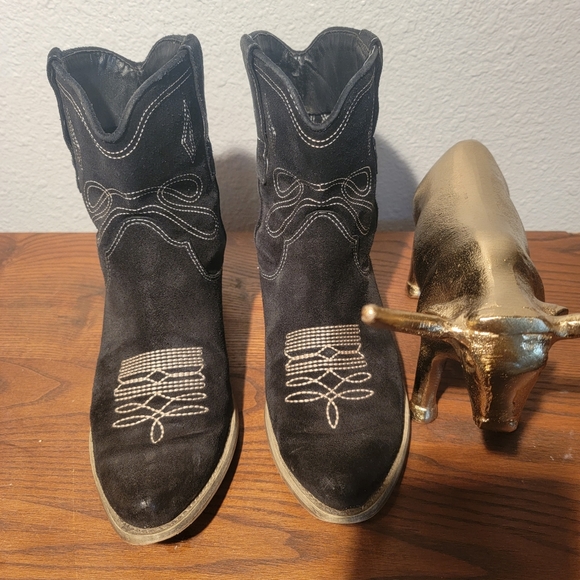 Jannr Suede Western Cowboy Ankle Boot size 7m - Picture 1 of 7